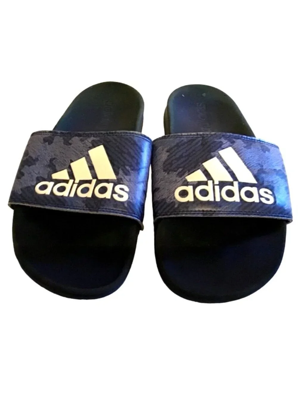 ADIDAS- SLIP-ON BLUE SIZE 8